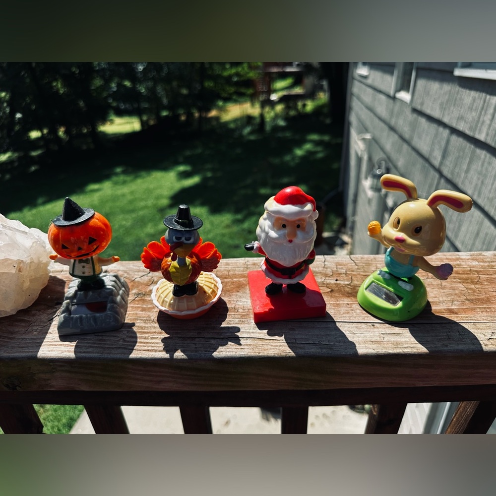 Halloween Pumpkin Head Santa Claus Easter bunny & Turkey Solar Bobbleheads